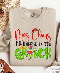 Grinch Mrs Claus But Married To Grinch